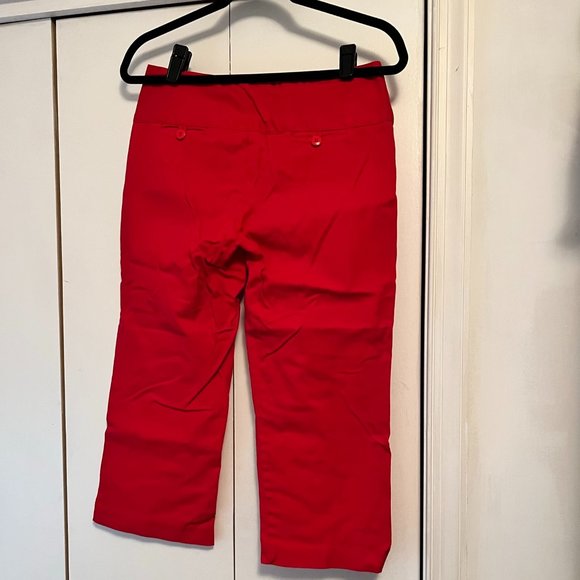 Star City Red Capri Pants - Size 11 - Picture 3 of 4